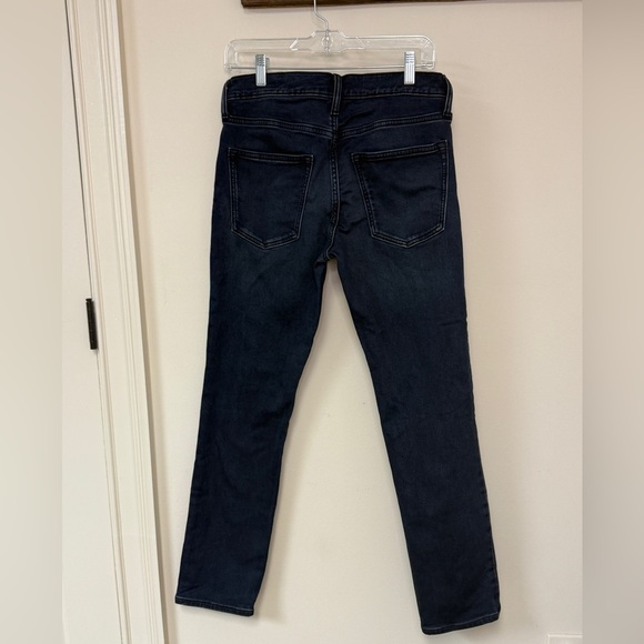 Old Navy: Men's Dark Blue Wash Built In Tough Slim Denim Jeans, Size 29 x 30 - Picture 3 of 8